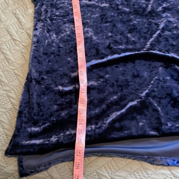 NWT Lord and Taylor : Blue Crushed Velvet Blouse - L - Picture 6 of 9